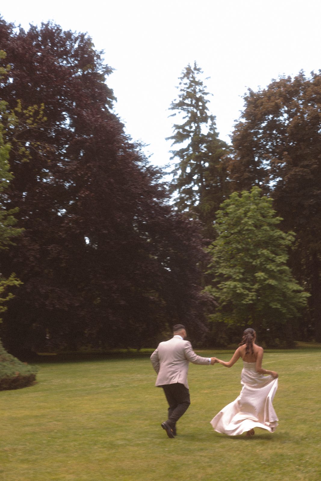 Wedding photography by Sundays